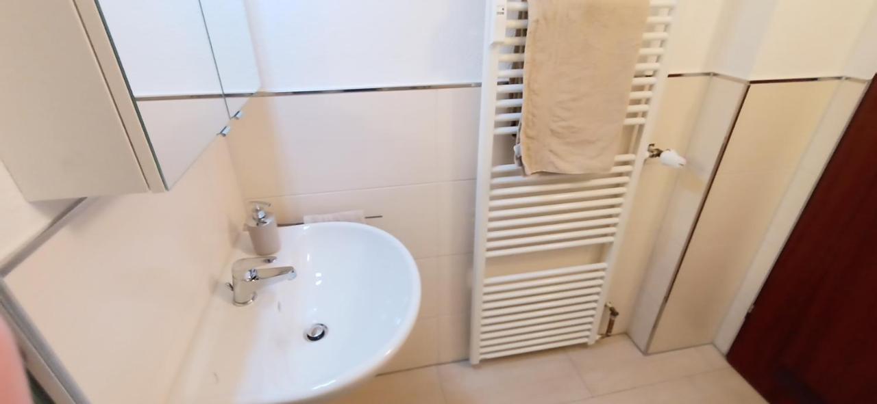 Bodensee Apartments Friedrichshafen Schnetzenhausen Luaran gambar